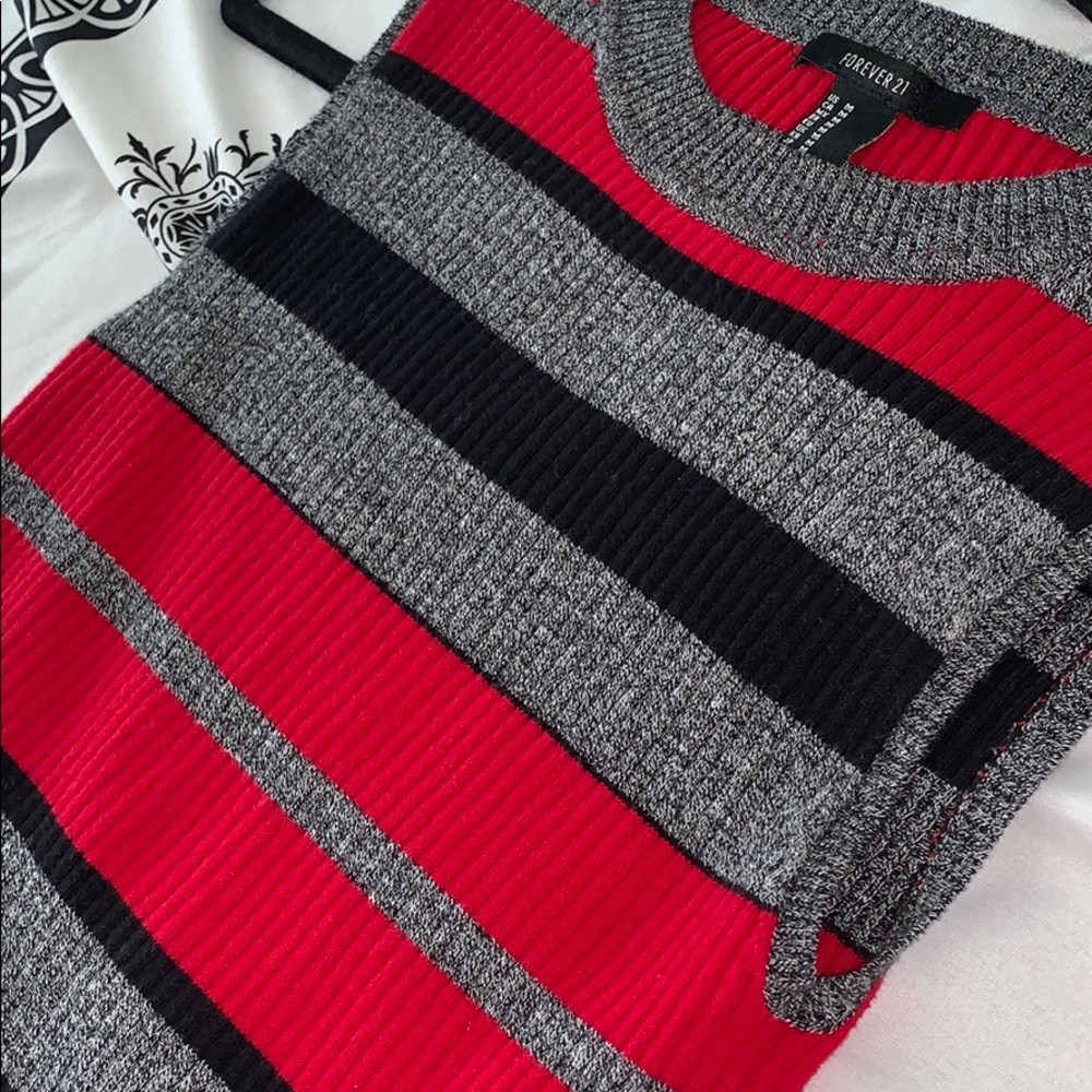Striped Ribbed Mock Neck - Picture 3 of 3